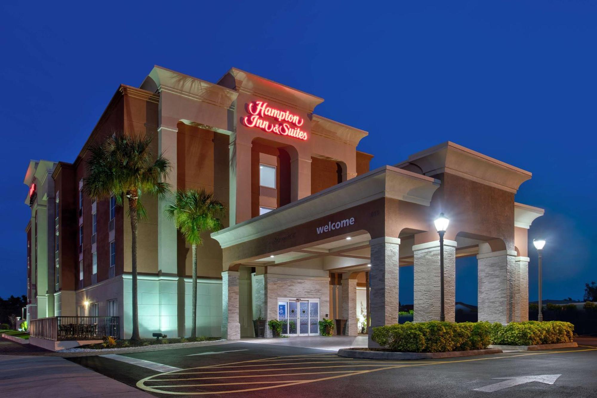 Hampton Inn & Suites Cape Coral / Fort Myers Esterno foto